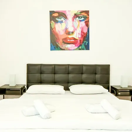 Apartment Center *