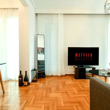 Center Apartment *