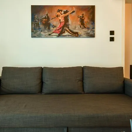 Center Apartment *