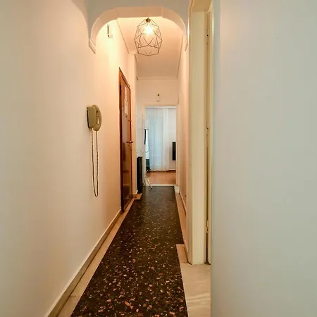 Center Apartment